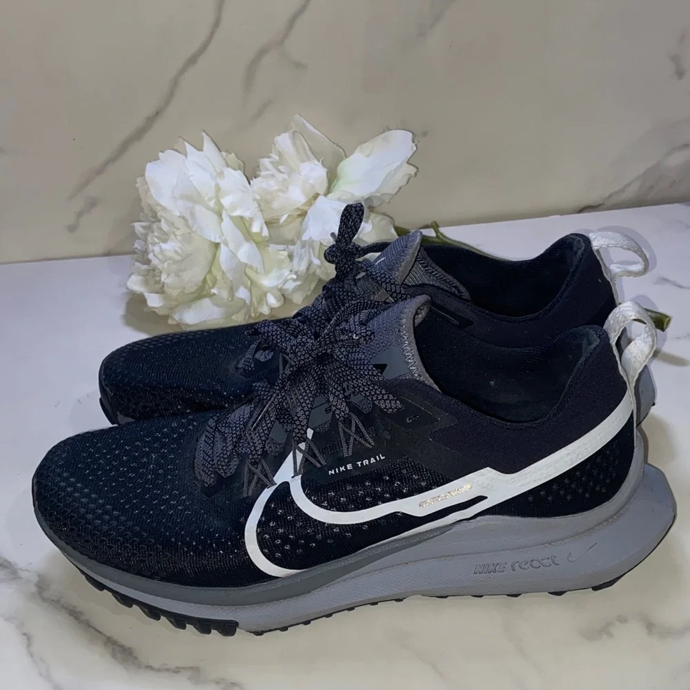 Nike Pegasus 4 Trail Sneakers Black and Gray Trail Shoes Size 9 - Picture 5 of 17